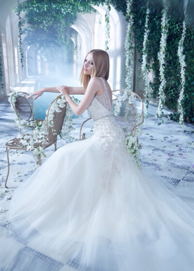 【定格在华服霓裳】Alvina Valenta 婚纱