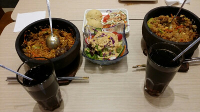 汇聚的石锅拌饭～好吃⊙▽⊙