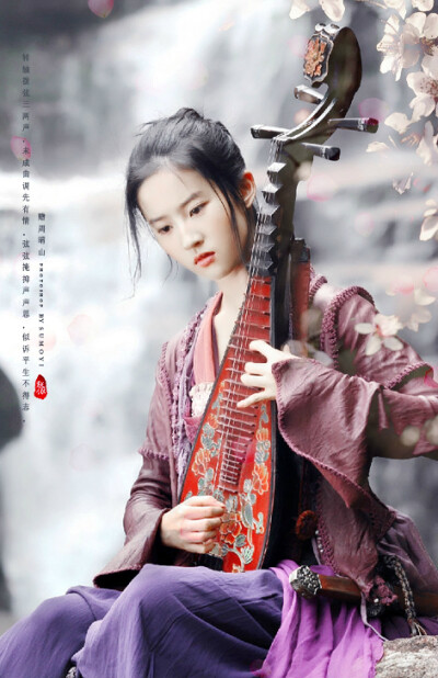 刘亦菲《功夫之王》【金燕子】金燕子是个孤女，她人生的唯一目标就是杀死玉疆战神，为父母报仇。武术高强的金燕子以暗器当主要武器。她化身在茶馆演奏的琵琶女，当玉疆战士抢夺金箍棒时出手搭救。最后她加入了送还金…