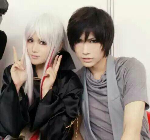 芙蓉不及美人妆，水殿风来珠翠香。 ——kenn王爷