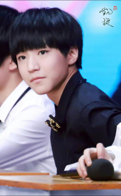 #王俊凯# #TFBOYS王俊凯# #TFBOYS# 150322快本 cr logo