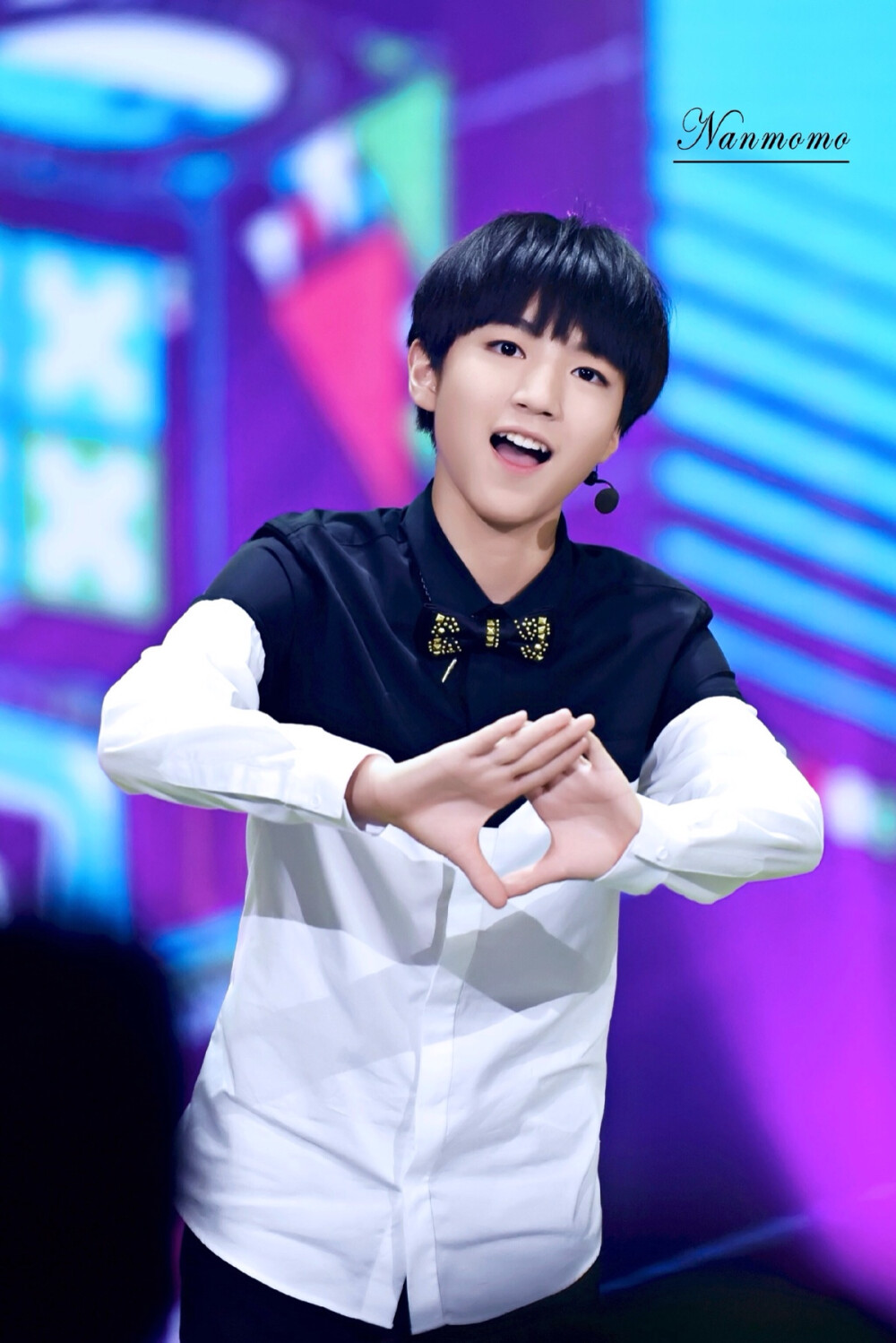 tfboys王俊凯crlogo150322快乐大本营录制