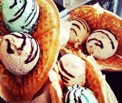 .Ice Cream Waffle