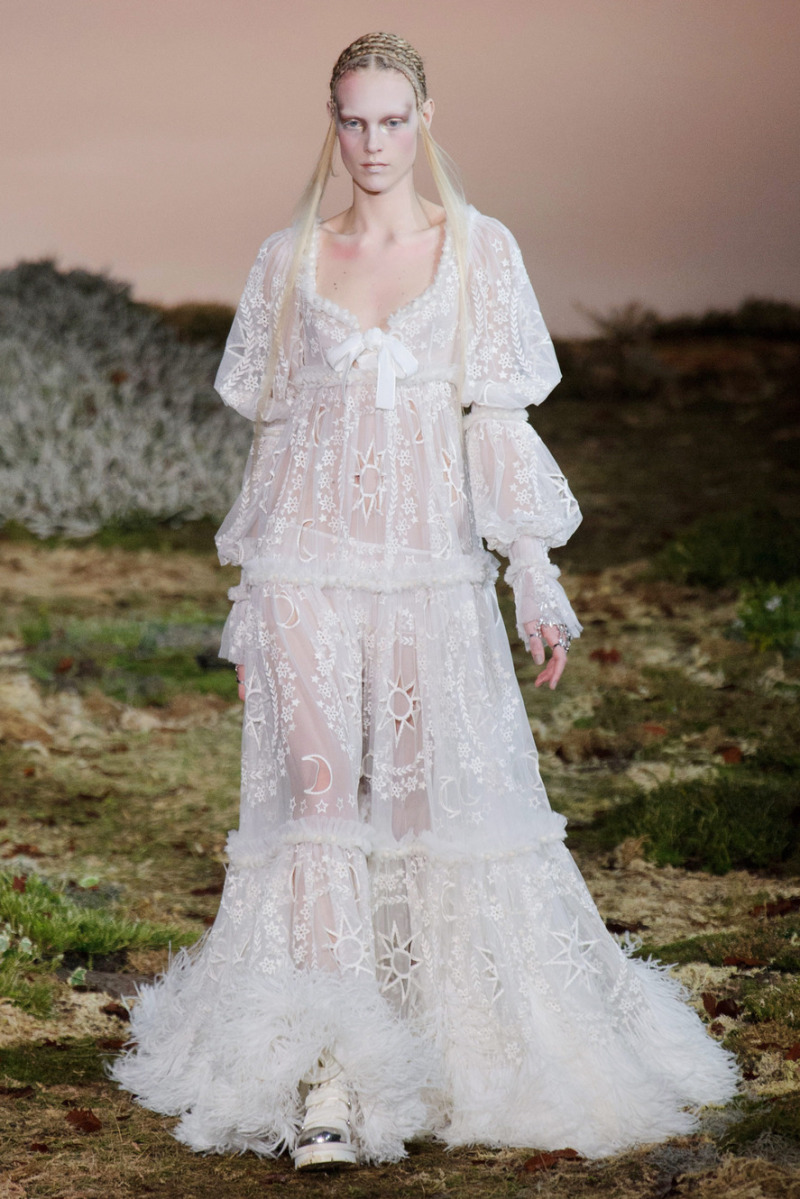 alexandermcqueen婚纱礼服裙子时尚