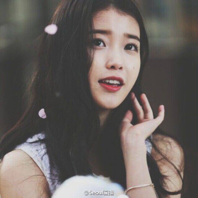 李智恩 IU