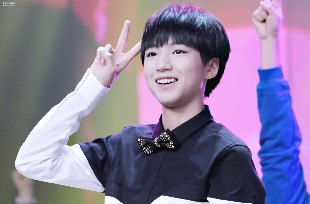 #王俊凯# #TFBOYS王俊凯# #TFBOYS# 150322快本cr：是LILLIAN啊