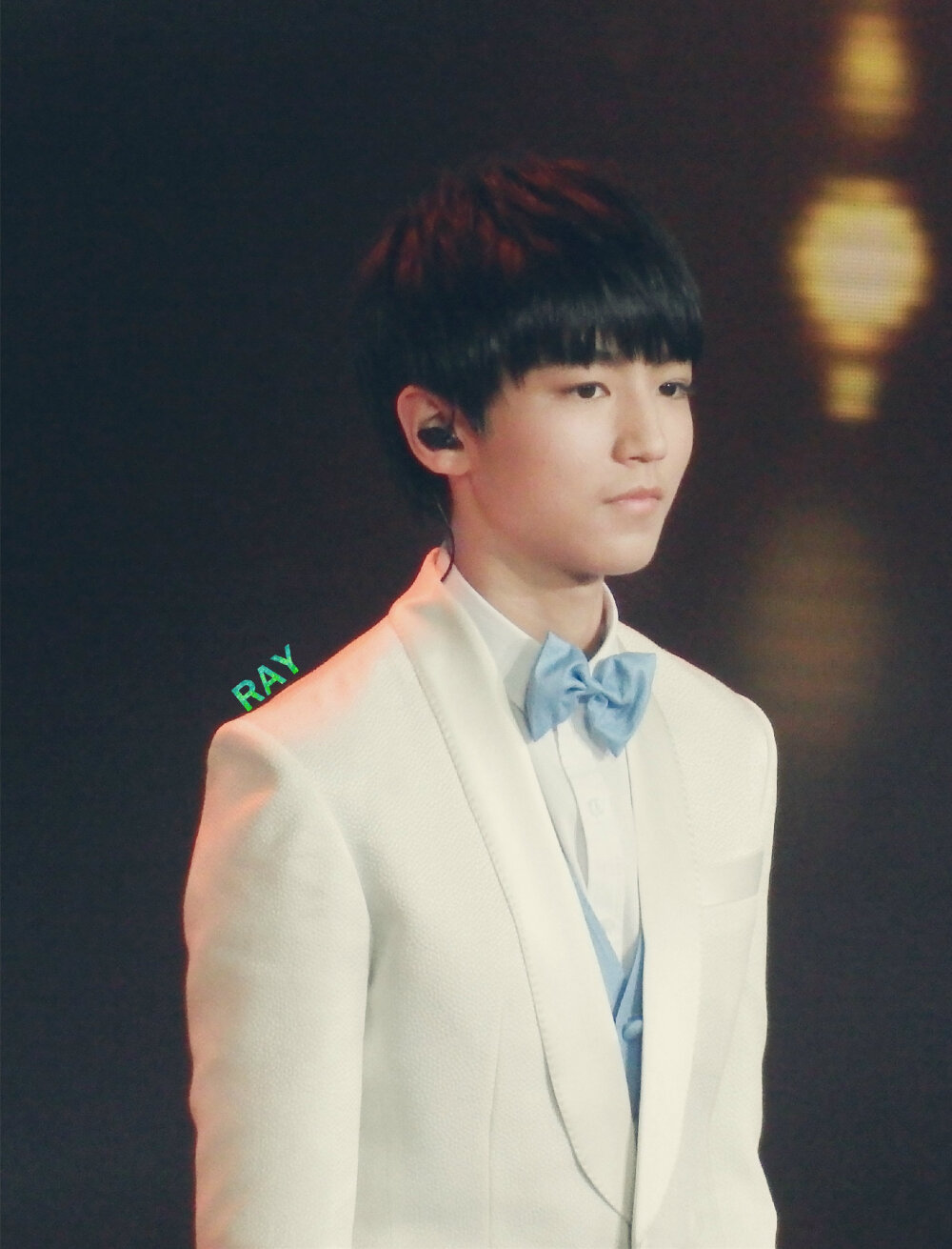 #王俊凯# #TFBOYS王俊凯# #TFBOYS# 150330东方风云榜 cr：果实王大栗