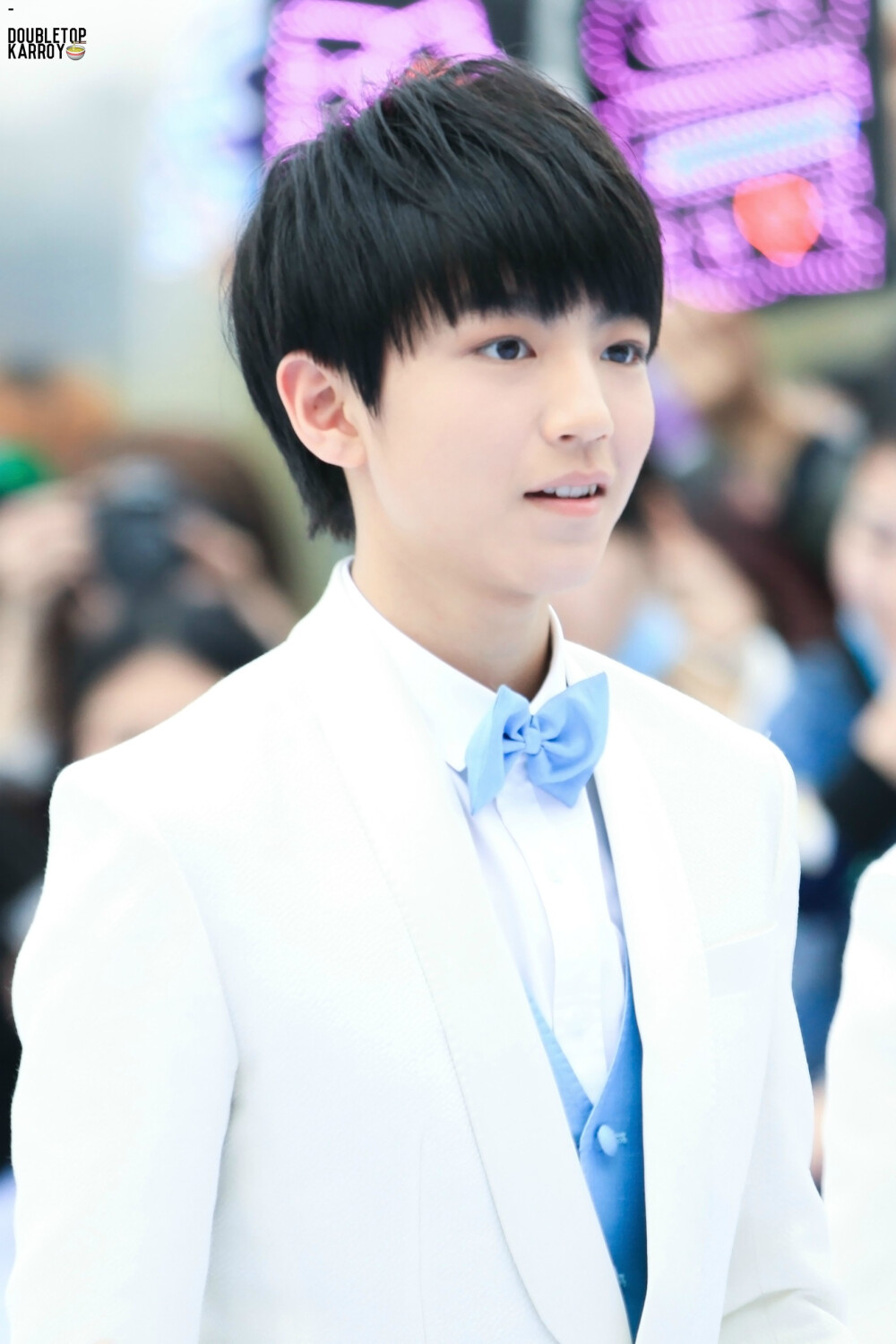 #王俊凯# #TFBOYS王俊凯# #TFBOYS# 150330东方风云榜 红毯 cr：DOUBLETOP_凯源面站