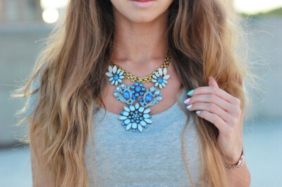 Floral necklace