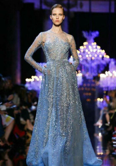 Elie Saab 2014高級定製┃粉藍仙女系列. 美得讓人心醉.