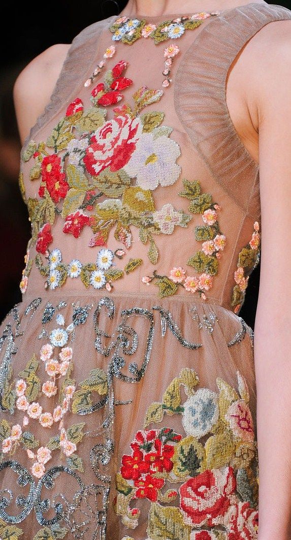 Valentino amazing attention to detail. Romantic dress in old lady's pattern made modern again