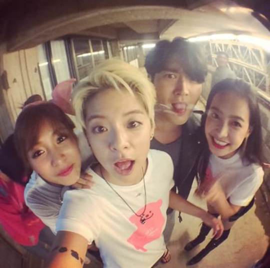 Amber＆Luna＆宋茜＆崔始源