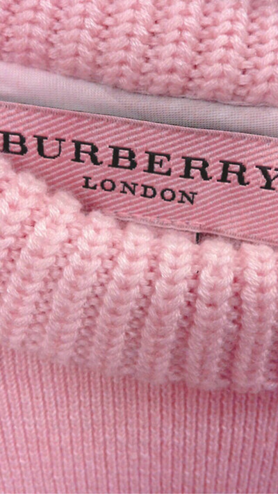 Burberry。粉色系。壁纸。