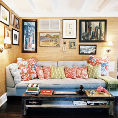 美式客厅设计，多彩的搭配，让你的客厅充满春天气息