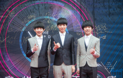 #TFBOYS#三人同行，音悦台