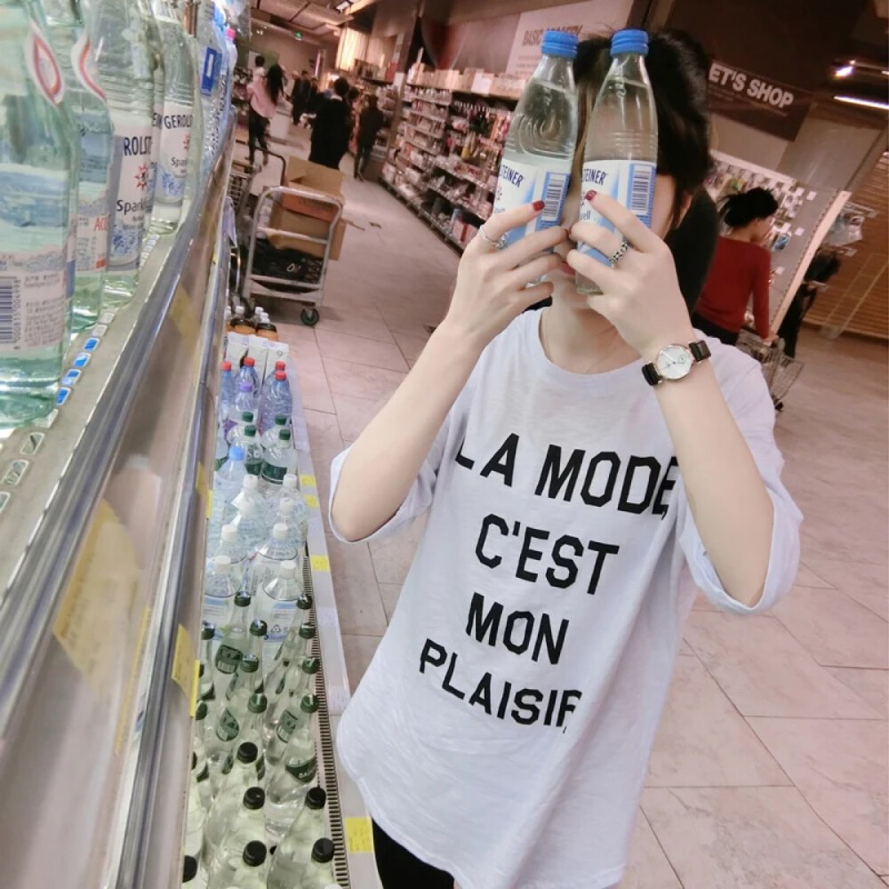 女头像矿泉水by李倩