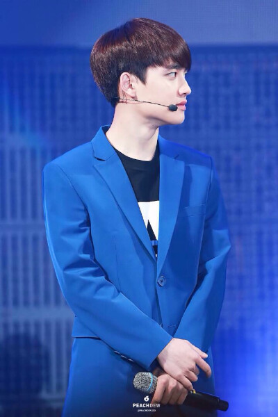 #EXO D.O. 都暻秀