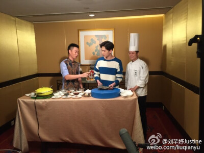 150417《明星美食地图》官宣图/截图 cr:logo