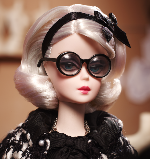 芭比娃娃 2015限量版 Bouclé Beauty™ Barbie® Doll【价格100美元】全球限量9700个 silkstone 头像 美女 服装设计