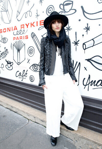 2015年3月10日， Langley Fox出席Sonia Rykiel 品牌秀场。