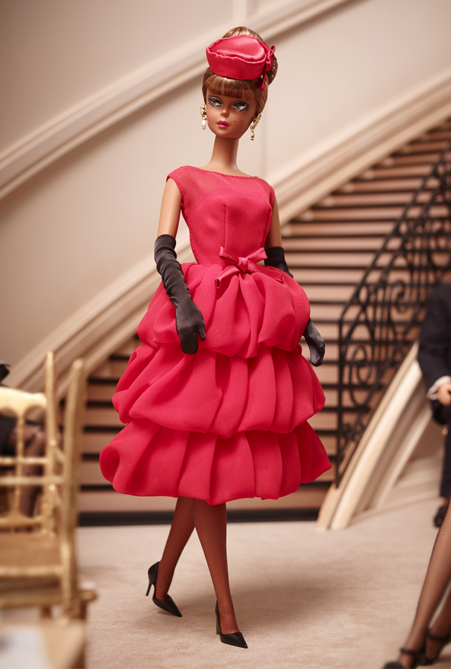 芭比娃娃 2015限量版 Little Red Dress Barbie® Doll 小红裙【价格75美元】全球限量9100个 silkstone