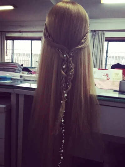 待你长发及腰，为你绾青丝可好？