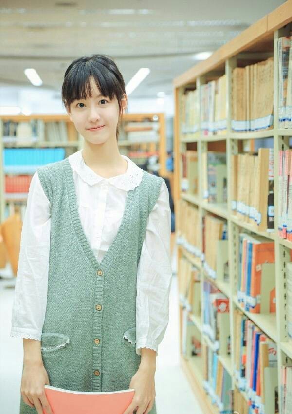 南航校花 陈都灵