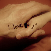  情侣头像，I love.you. 要的不只是一个人