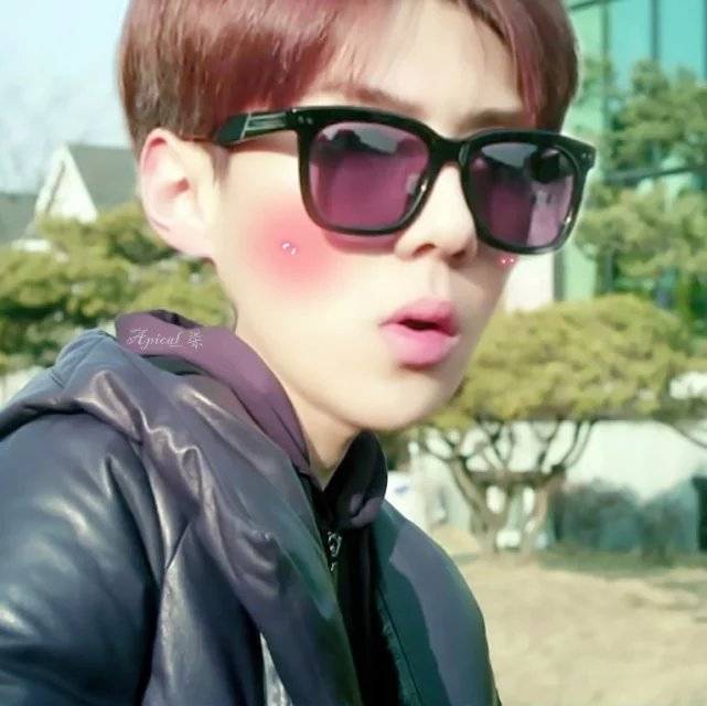 大头表情包exo吴世勋我的邻居是exo