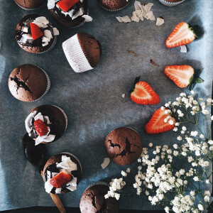 草莓小蛋糕  B162