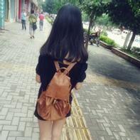 以为自己都看透，以为再见都是很久以后。偶然遇见愕然过，陪你一生的人竟不是我。