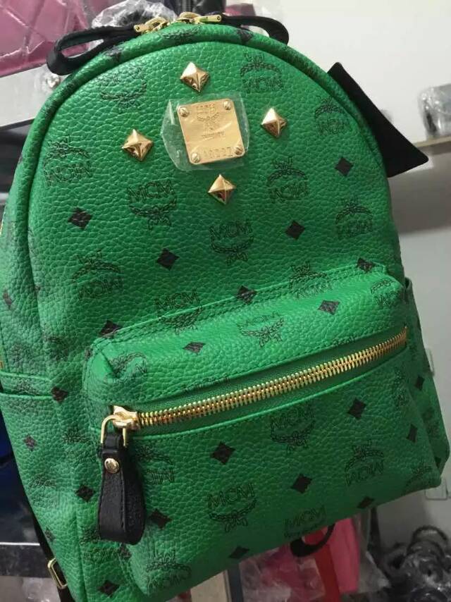 清仓特价 420/个 mcm绿色双肩包 小号 牛皮配pvc 数量不多 夏天来了
