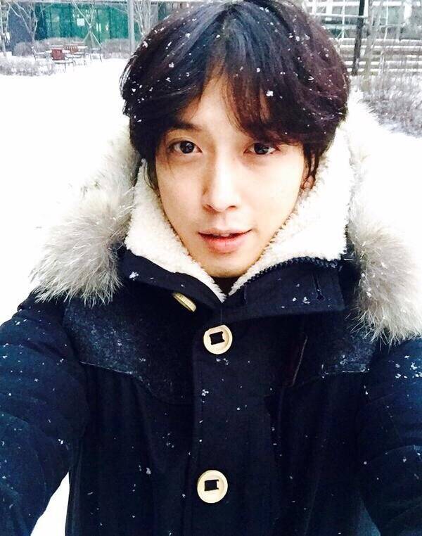 郑容和 ☞ 就喜欢他这样的自恋 ☞ 因为够资本 ☆ My Sunshine ☆ JungYongHwa ☆