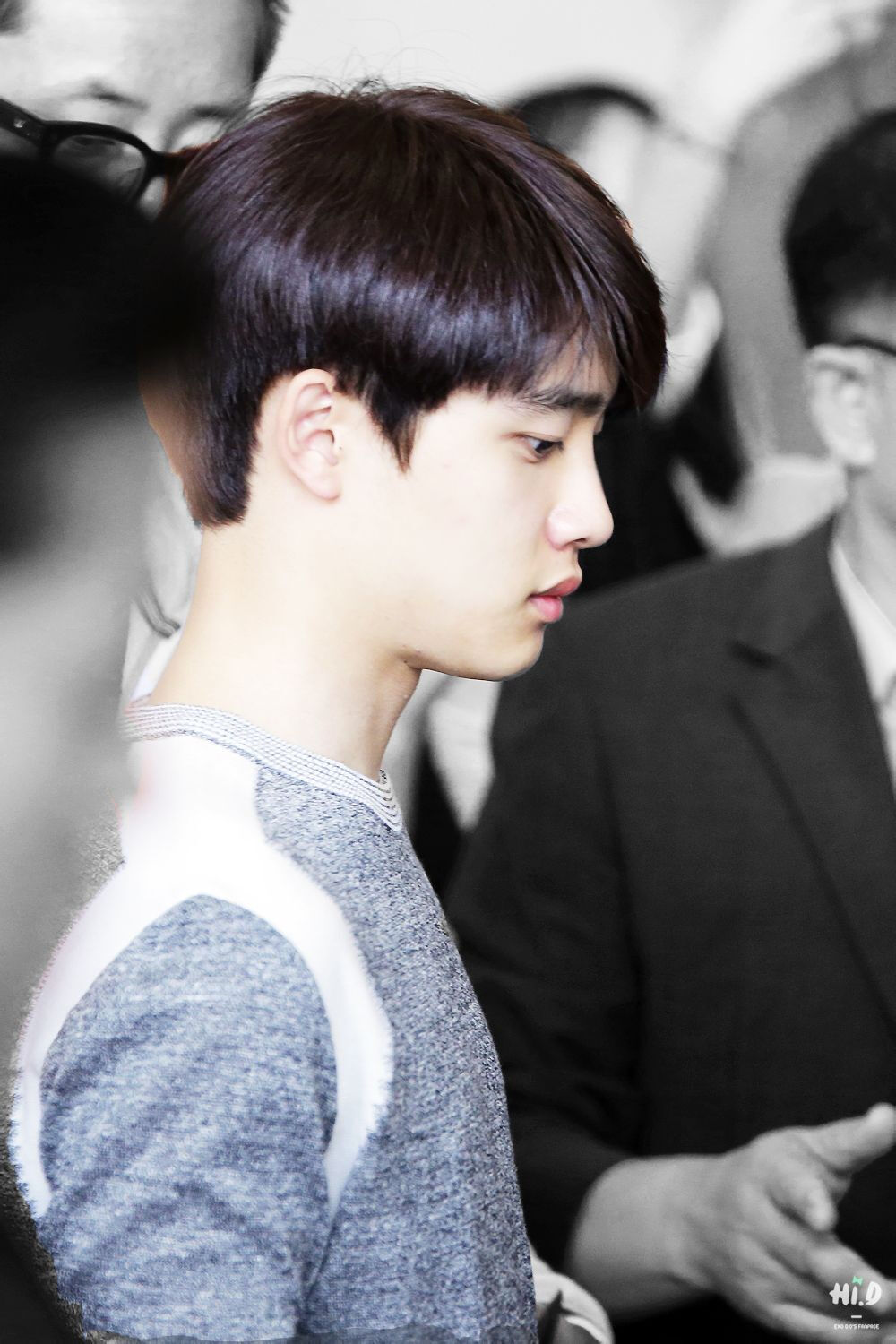 exo都暻秀do机场侧脸嘟嘟美颜盛世