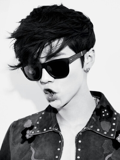 鹿晗GQ杂志高清图2P