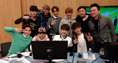 SBS-R POWER FM 两点出逃 官图 EXO