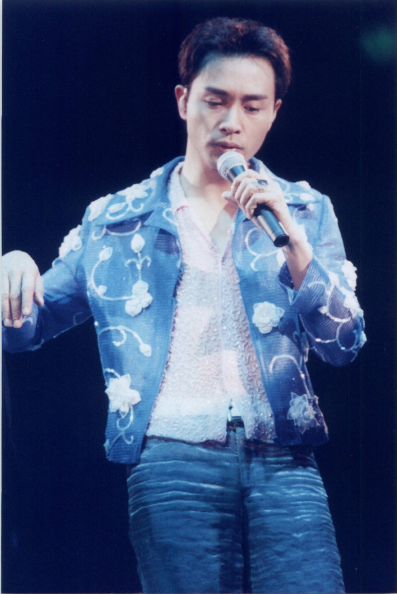 哥哥跨越97演唱会照片