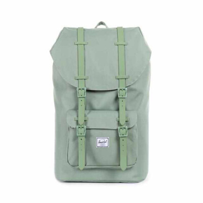 #Herschel Little America#漂泊、探索、流浪、行走，我们背着它回到自然。 ——Herschel Supply Co.