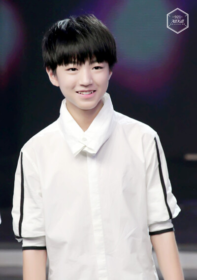 #王俊凯##TFBOYS# #TFBOYS王俊凯# 20140520快乐大本营录制cr：AllKill0921