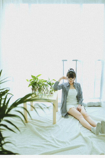 《薄荷奶糖酱》夏日大作战～奶糖萌萌哒～出镜：@奶糖oneesama- ，出品：两生写真馆，摄影/后期：木木。
