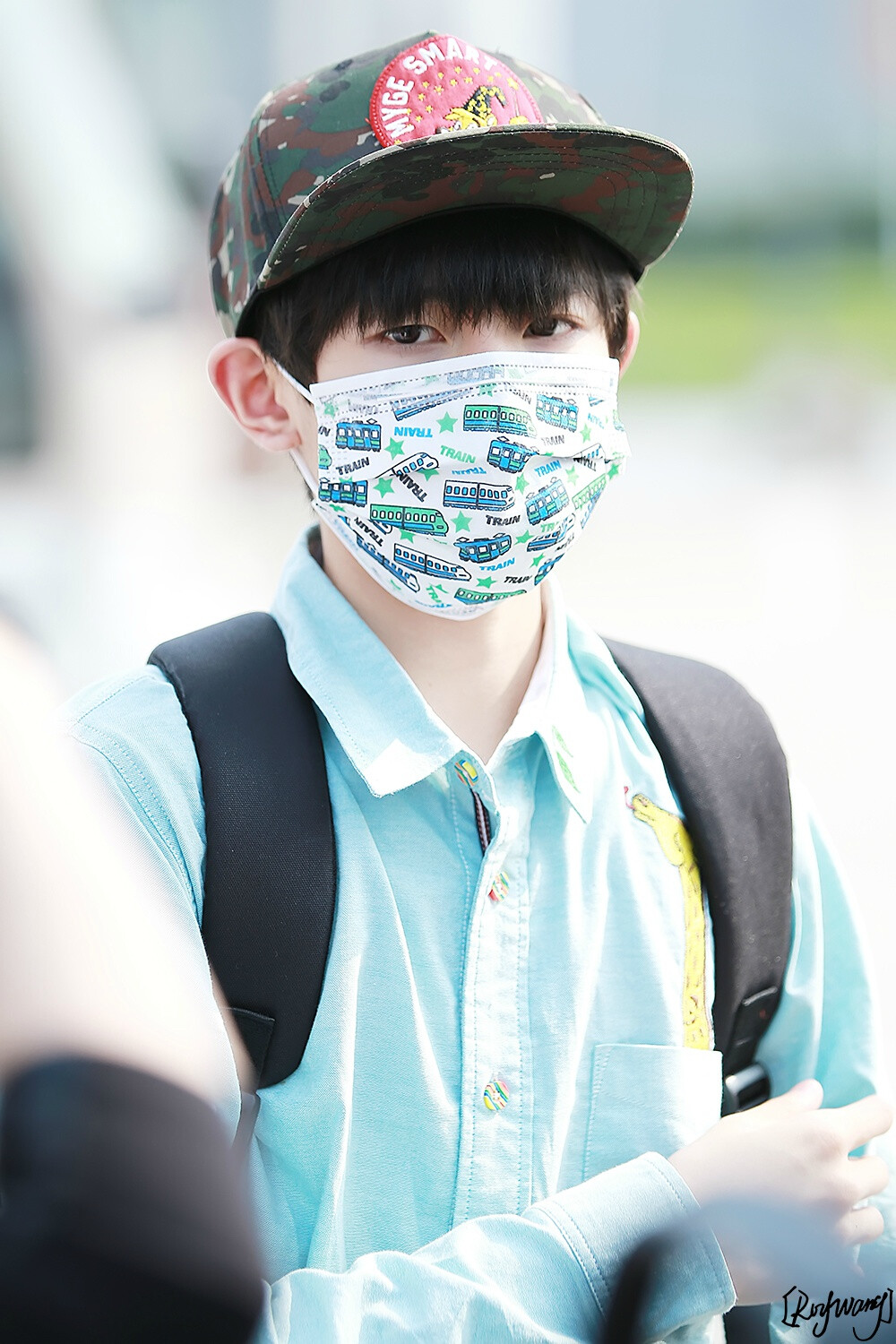 TFBOYS王源 150331上海返重庆 cr：RoyWang1108