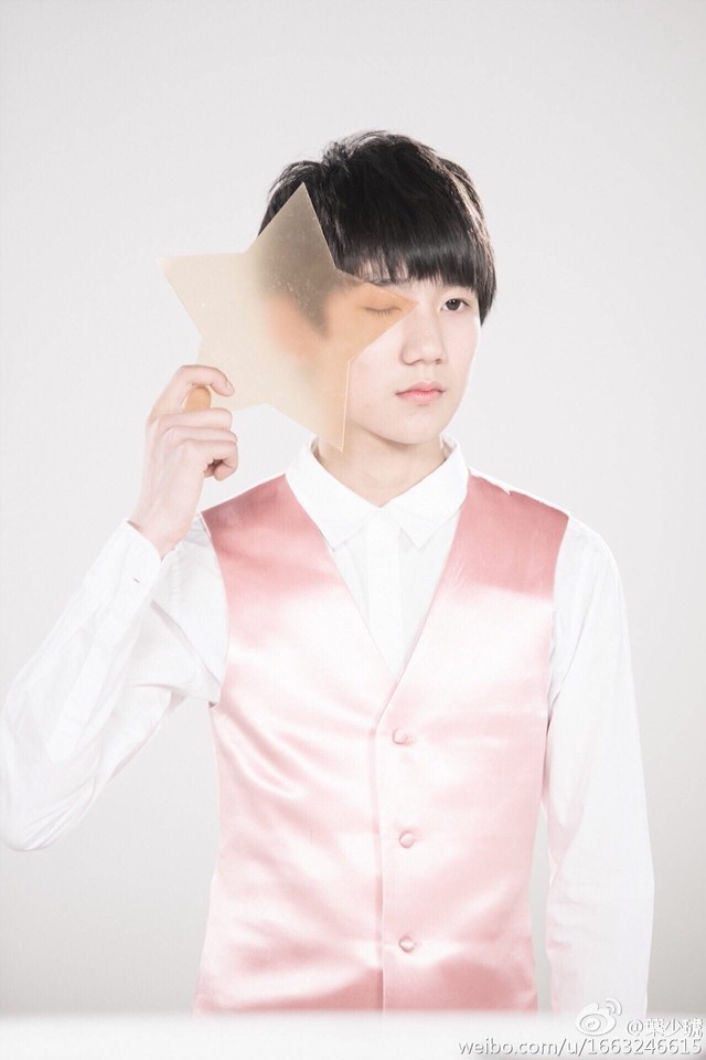 tfboys roy 王源 样YOUNG