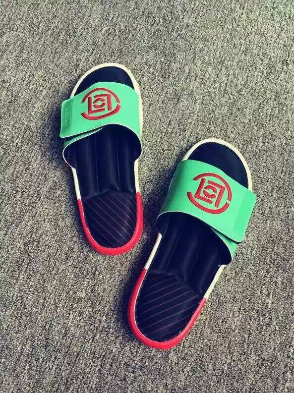 2015爆款陈冠希主理的 CLOT x adidas Slide 潮流拖鞋 冠希绿 36---44码