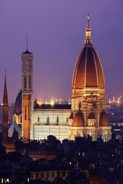 【意大利--佛罗伦萨】（Florence）是意大利中部的一个城市，托斯卡纳区首府。位于亚平宁山脉中段西麓盆地中。佛罗伦萨国际当代艺术双年展，与威尼斯双年展、米兰三年展并称意大利三大艺术展。十五至十六世纪时佛罗伦…