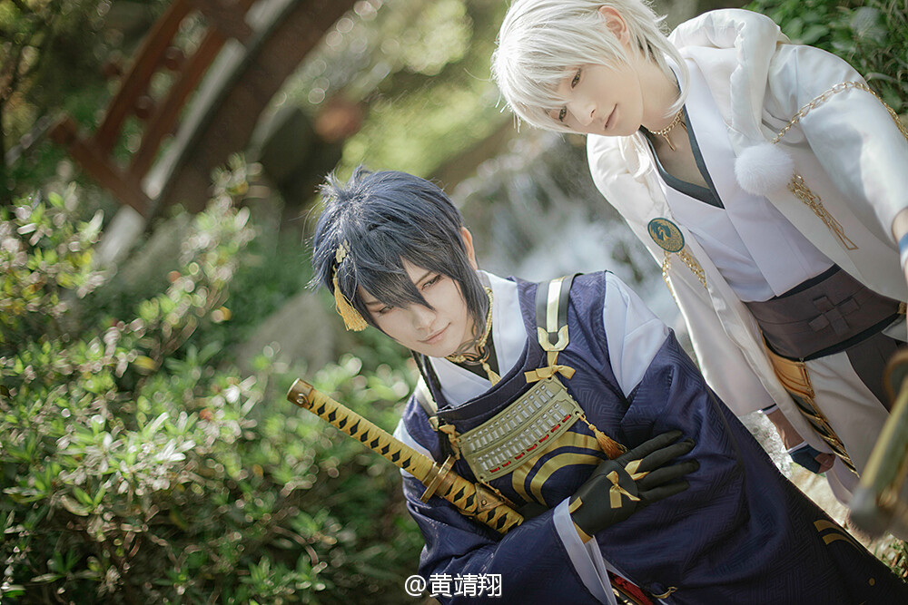 #刀剑乱舞# COS 三日月宗近@乐乐SORA 鹤丸国永 原po 三日鹤有審神@桐绘_ 和泉守兼定@NaGi_Hiromu (日本) へし切長谷部@USAKOASCE (日本) 摄影@传闻中的金少_古越ACG @按快门的猫叔叔 @鬼才_邪少 文案THX@明石清脑丸