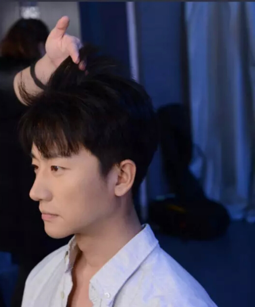 黄老师 你是我爱了6年的黄轩老师