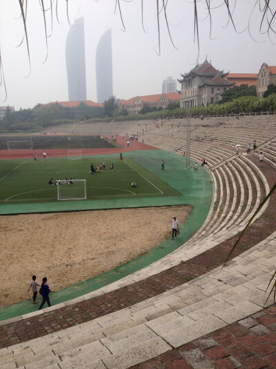 厦门大学，一起来看流星雨拍摄地