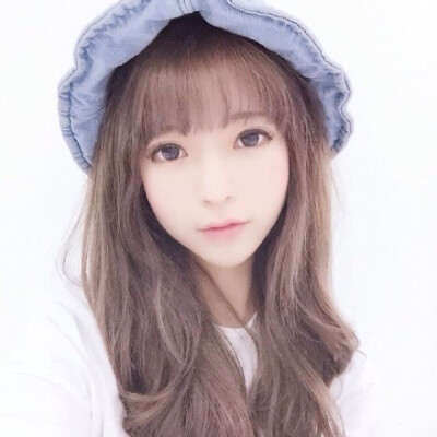 女生头像 无水印头像 小清新头像 空气刘海 长发 卷发