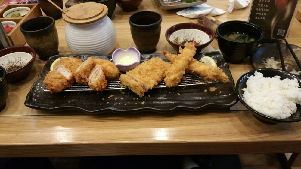 天津万达的猪扒~双人套~118非常值~芝麻都是自己磨的哦~