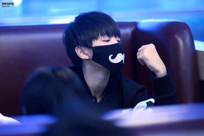 王俊凯 karry tfboys